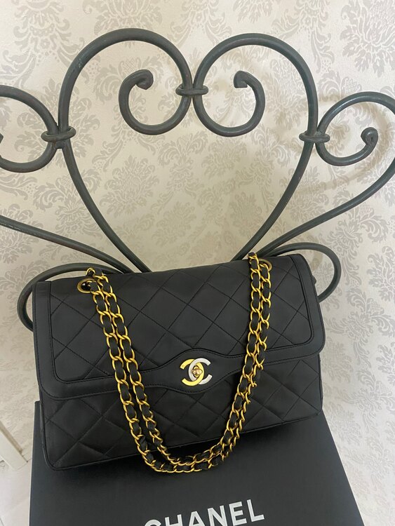 美品シャネル　パリ限定マトラッセ（ブランドバッグ）の商品画像 - 査定依頼日：2024年5月4日 - 最高査定価格：300,000円