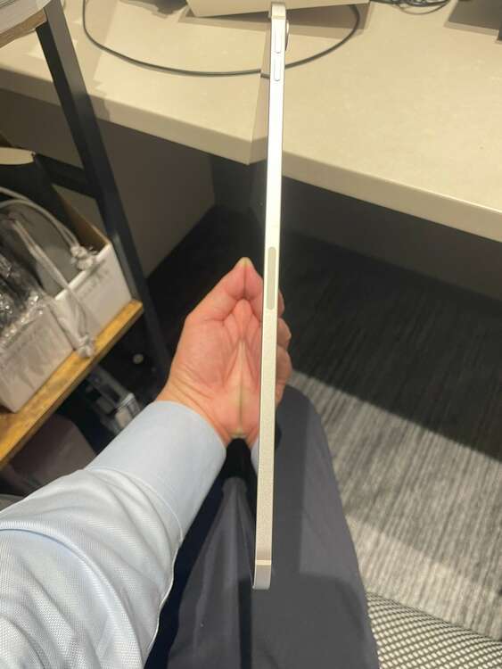 １１インチipad Air(M2)Wi-Fi+Cellular  128G  シ（PC・タブレット）の商品画像 - 査定依頼日：2025年1月10日 - 最高査定価格：72,000円