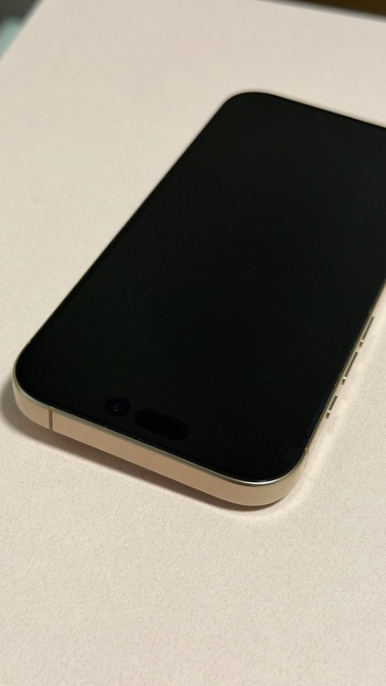 iPhone iPhone 16 Pro 128GB SIMフリー（スマホ）の商品画像 - 査定依頼日：2026年6月20日 - 最高査定価格：103,000円
