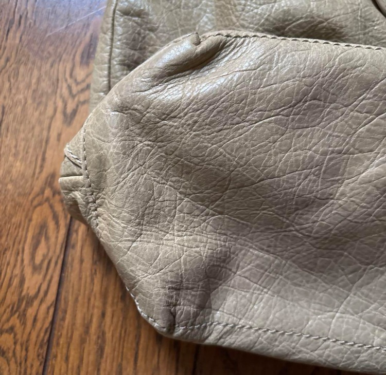 ザデイ（ブランドバッグ）の商品画像 - 査定依頼日：2025年7月28日 - 最高査定価格：10,000円