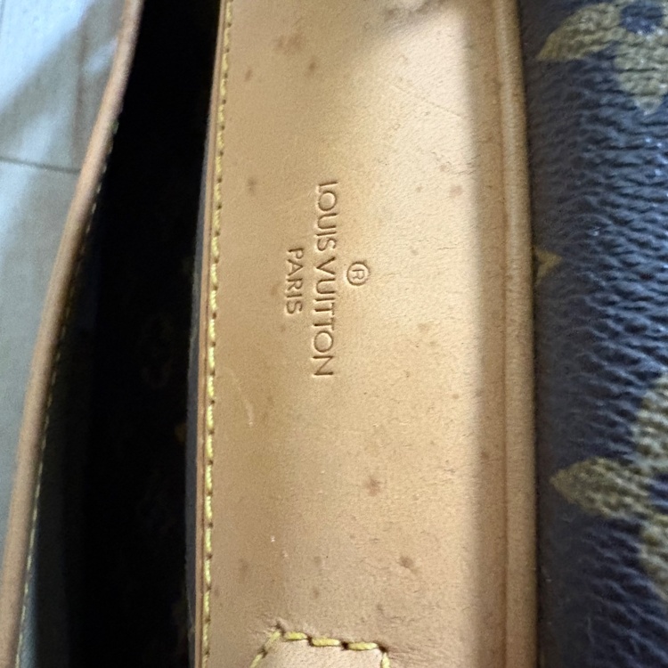 トゥルービル（ブランドバッグ）の商品画像 - 査定依頼日：2025年12月12日 - 最高査定価格：70,000円