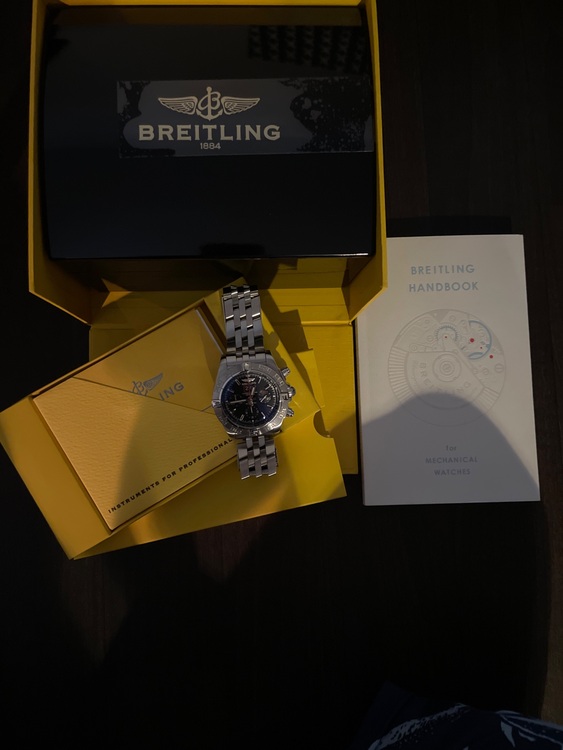 ブライトリング クロノマット a440b71pr（高級時計）の商品画像 - 査定依頼日：2025年7月12日 - 最高査定価格：380,000円