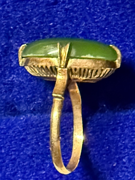 リング(翡翠、金)保証書無し（宝石）の商品画像 - 査定依頼日：2026年3月8日 - 最高査定価格：110,000円