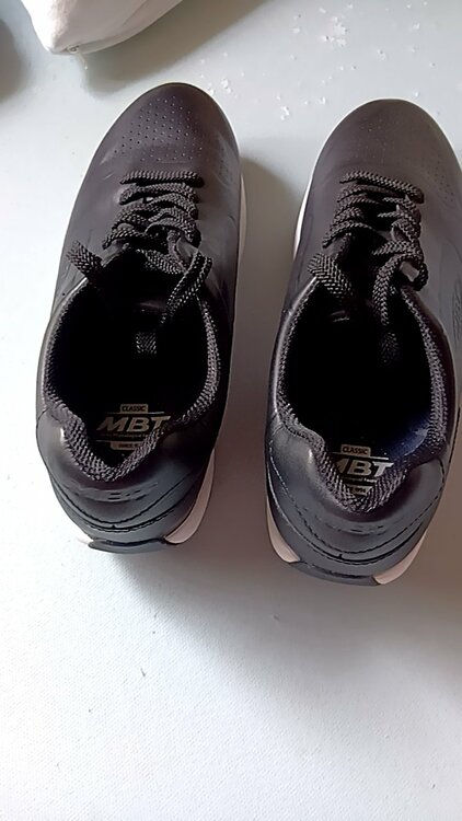 スニカー（古着・ファッション）の商品画像 - 査定依頼日：2026年2月3日 - 最高査定価格：100,000円