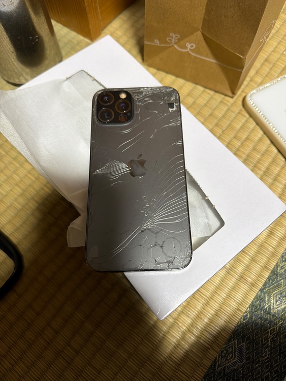 iPhone 12 Pro 128GB Softbank（スマホ）の商品画像 - 査定依頼日：2026年3月12日 - 最高査定価格：20,000円