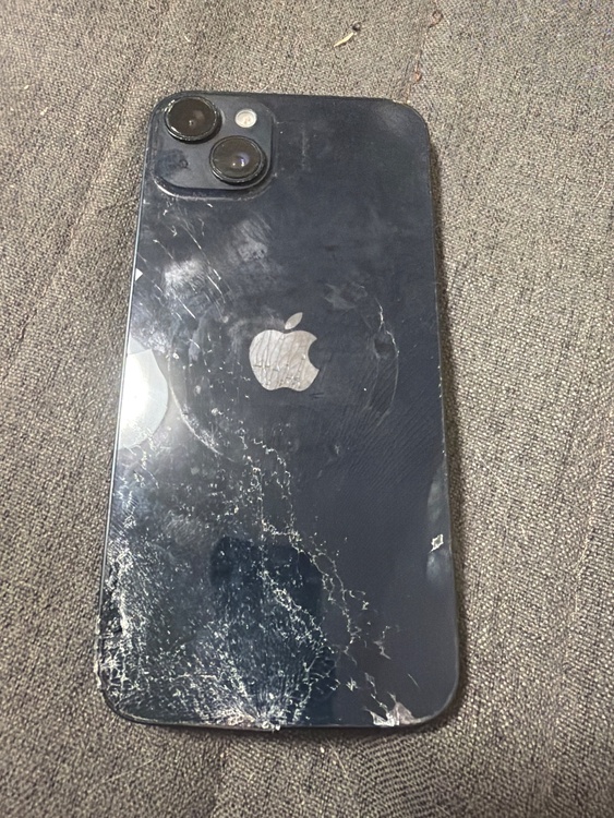 iPhone iPhone 14 Plus 128GB SIMフリー（スマホ）の商品画像 - 査定依頼日：2026年9月5日 - 最高査定価格：22,000円