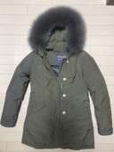 ウールリッチ ダウンコート ロング フード フォックスファー（古着・ファッション）の商品画像 - 査定依頼日：2024年12月25日 - 最高査定価格：10,000円