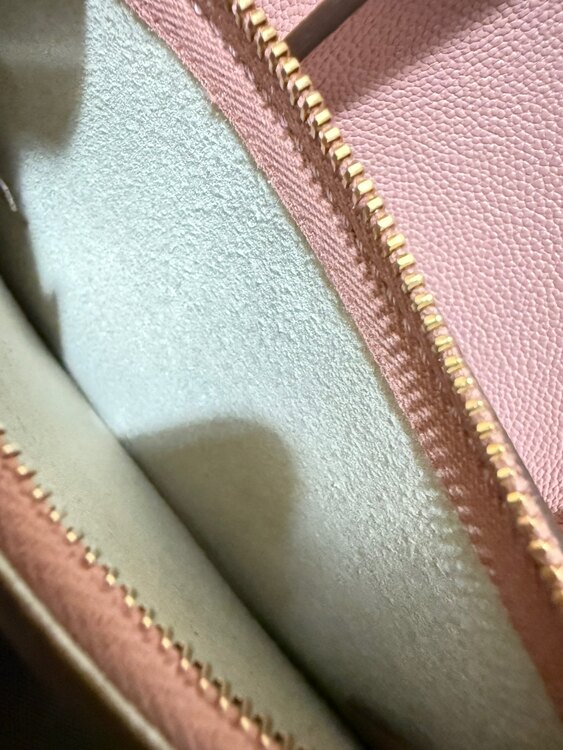 トッズ　タイムレスミニショッピングバッグ（ブランドバッグ）の商品画像 - 査定依頼日：2025年5月26日 - 最高査定価格：100,000円