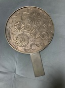 銅鏡（美術品・骨董品）の商品画像 - 査定依頼日：2026年3月8日 - 最高査定価格：999円