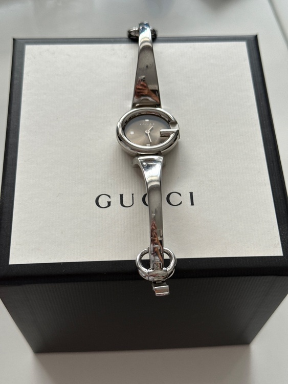 その他 その他 gucci 134.（高級時計）の商品画像 - 査定依頼日：2025年7月28日 - 最高査定価格：8,000円