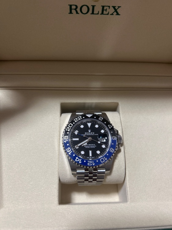 ロレックス GMTマスター 126710BLNR（高級時計）の商品画像 - 査定依頼日：2025年7月19日 - 最高査定価格：2,680,000円