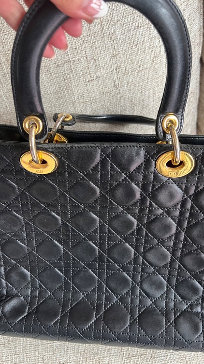 カナージュ　ラージ（ブランドバッグ）の商品画像 - 査定依頼日：2026年3月18日 - 最高査定価格：100,000円