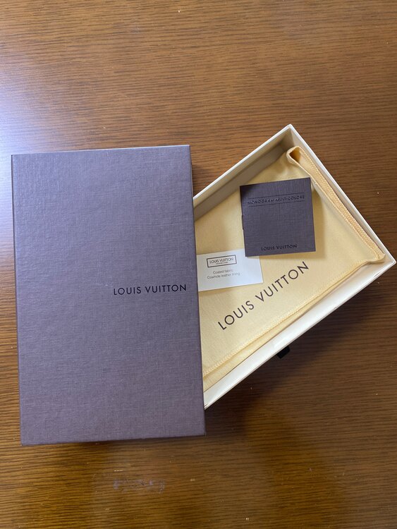 ルイヴィトン マルチカラー （ブランドバッグ）の商品画像 - 査定依頼日：2025年5月6日 - 最高査定価格：12,000円