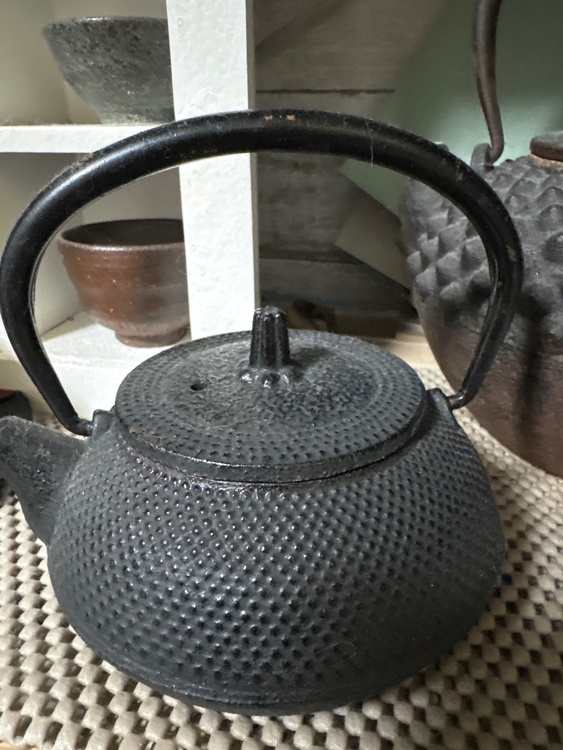 南部鉄器（美術品・骨董品）の商品画像 - 査定依頼日：2026年8月16日 - 最高査定価格：5,000円
