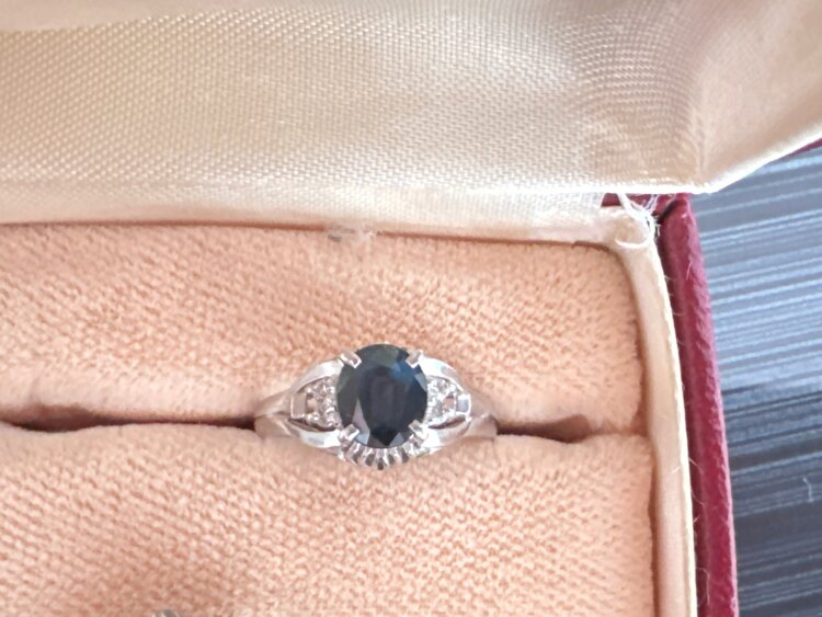プラチナリング（宝石）の商品画像 - 査定依頼日：2025年3月18日 - 最高査定価格：34,000円