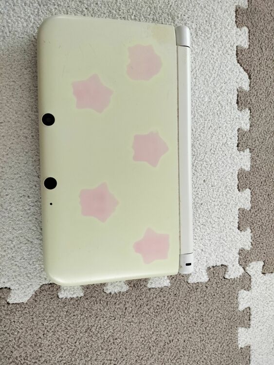 ニンテンドー3DS LL（ゲーム機本体・ゲームソフト）の商品画像 - 査定依頼日：2025年6月20日 - 最高査定価格：7,250円