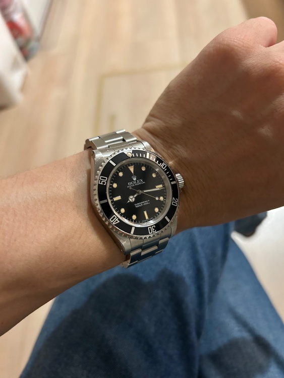 ロレックス サブマリーナー 14060Eば（高級時計）の商品画像 - 査定依頼日：2026年3月18日 - 最高査定価格：1,450,000円