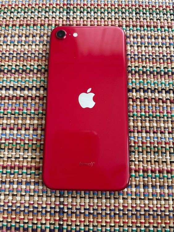 iPhone iPhone SE (第 2 世代) 64GB SIMフリー（スマホ）の商品画像 - 査定依頼日：2026年7月15日 - 最高査定価格：8,000円