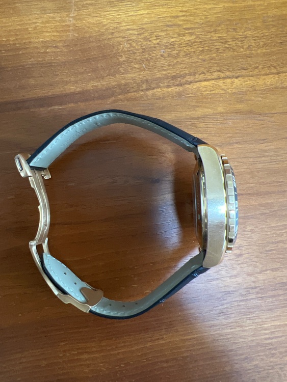 オメガ シーマスター 231-53-44-52-06-00（高級時計）の商品画像 - 査定依頼日：2025年11月8日 - 最高査定価格：2,650,000円