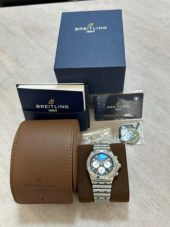 ブライトリング クロノマット AB013410B1A（高級時計）の商品画像 - 査定依頼日：2025年2月6日 - 最高査定価格：600,000円