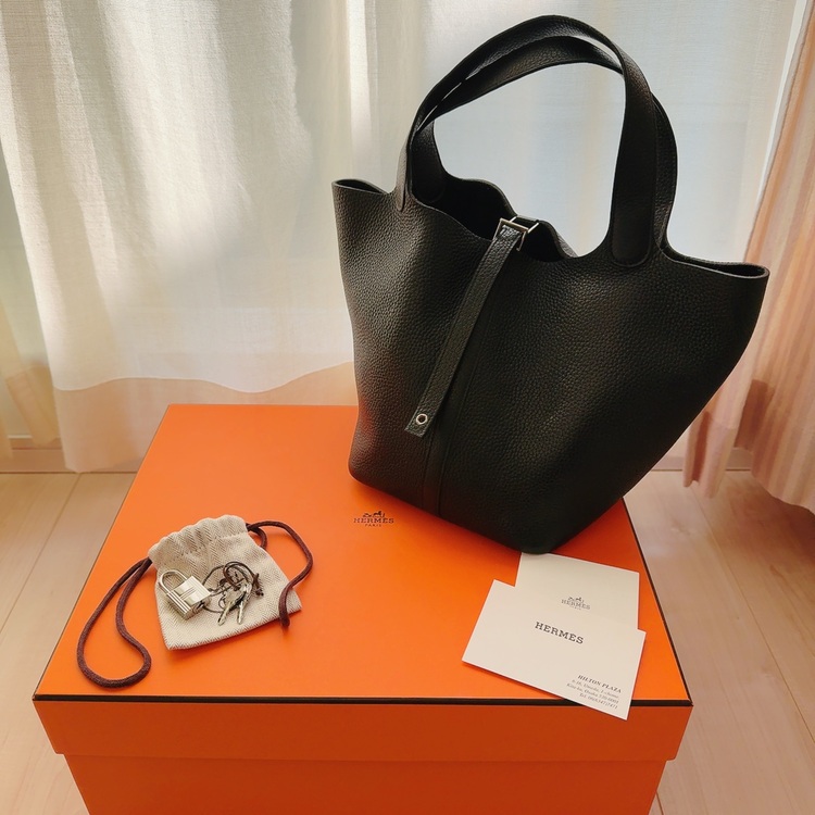 ピコタン（ブランドバッグ）の商品画像 - 査定依頼日：2025年11月21日 - 最高査定価格：500,000円