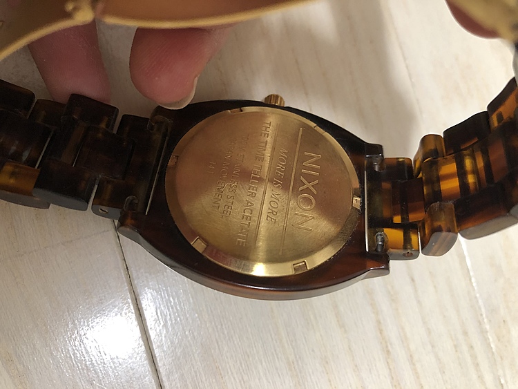 ニクソン（高級時計）の商品画像 - 査定依頼日：2020年2月21日 - 最高査定価格：500円