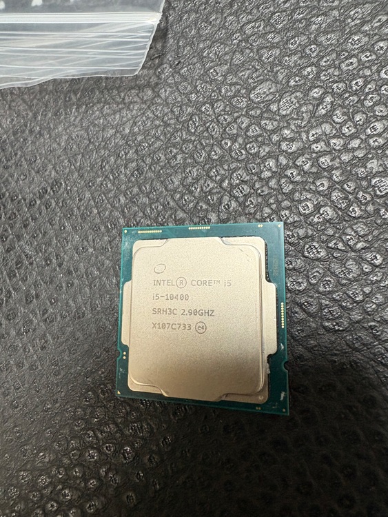 パソコンパーツ（PC・タブレット）の商品画像 - 査定依頼日：2025年8月12日 - 最高査定価格：6,500円