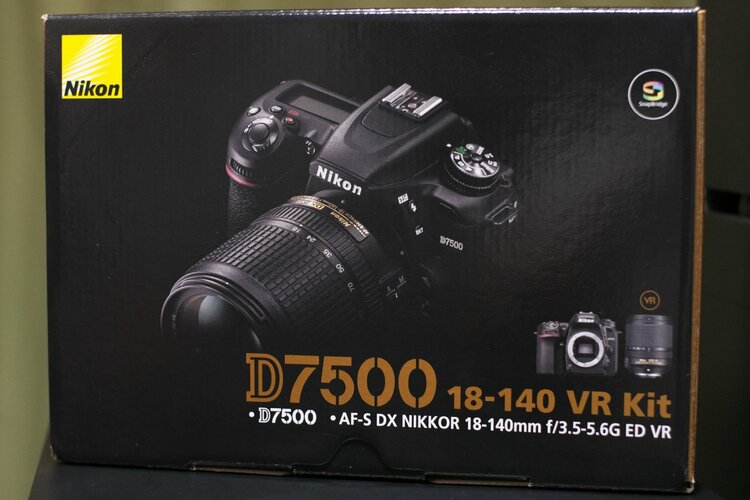 D7500 18-140 VR Kit（カメラ）の商品画像 - 査定依頼日：2026年4月4日 - 最高査定価格：60,000円