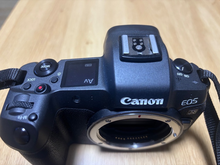 EOS R（カメラ）の商品画像 - 査定依頼日：2026年10月3日 - 最高査定価格：85,000円