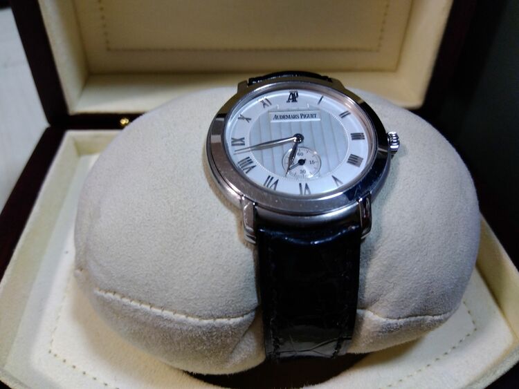 オーデマピゲ その他 （高級時計）の商品画像 - 査定依頼日：2025年8月15日 - 最高査定価格：1,200,000円