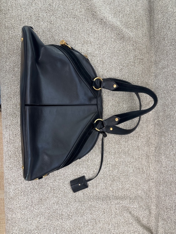 イブサンローラン  （ブランドバッグ）の商品画像 - 査定依頼日：2026年1月10日 - 最高査定価格：20,000円