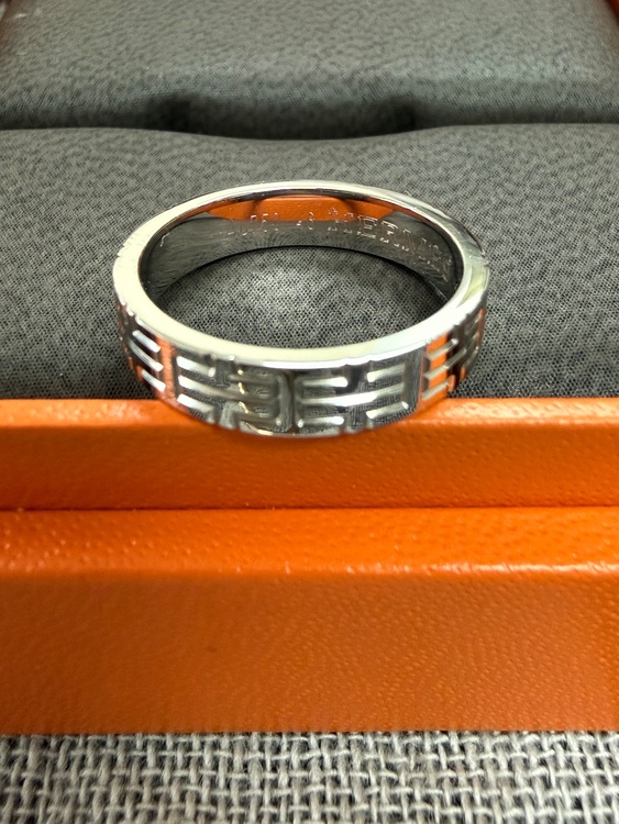 キリム 750 #46（ブランド財布・小物）の商品画像 - 査定依頼日：2026年4月14日 - 最高査定価格：700,000円