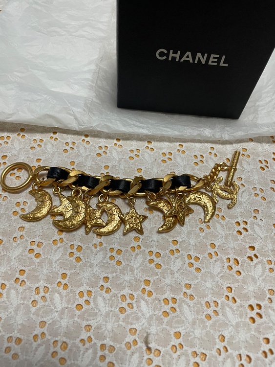 CHANEL ブレスレット（金・貴金属）の商品画像 - 査定依頼日：2026年9月3日 - 最高査定価格：70,000円