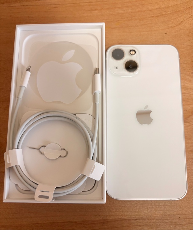 iPhone iPhone 13 128GB SIMフリー（スマホ）の商品画像 - 査定依頼日：2026年7月7日 - 最高査定価格：36,500円