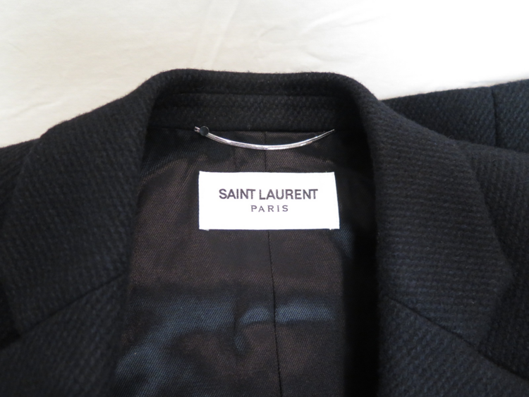 イブサンローラン  （ブランドバッグ）の商品画像 - 査定依頼日：2025年2月7日 - 最高査定価格：10,000円