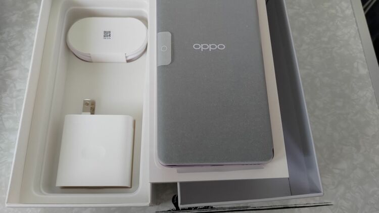 OPPO Reno 10 Pro 5G（スマホ）の商品画像 - 査定依頼日：2025年6月17日 - 最高査定価格：15,000円