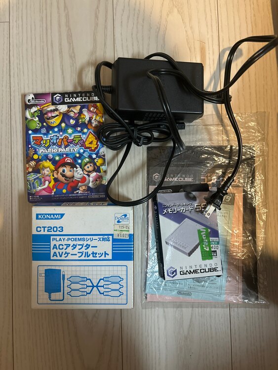 ゲームキューブ（ゲーム機本体・ゲームソフト）の商品画像 - 査定依頼日：2025年4月8日 - 最高査定価格：3,000円