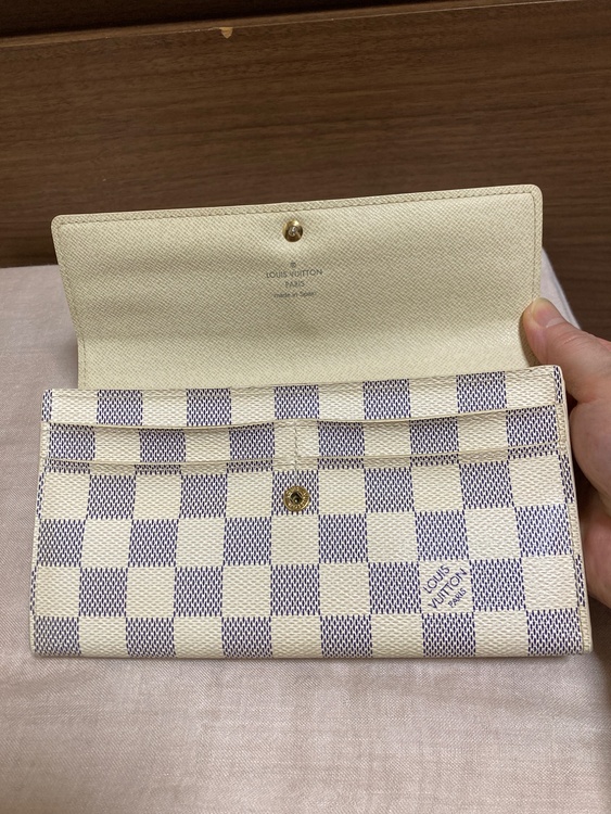 ダミエ アズール ポルトフォイユ サラ（ブランド財布・小物）の商品画像 - 査定依頼日：2026年6月22日 - 最高査定価格：15,000円