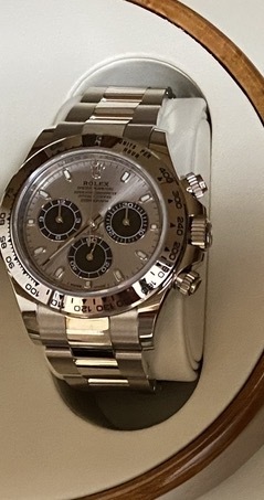 ロレックス デイトナ 532E02V6  12633（高級時計）の商品画像 - 査定依頼日：2026年1月23日 - 最高査定価格：9,000,000円