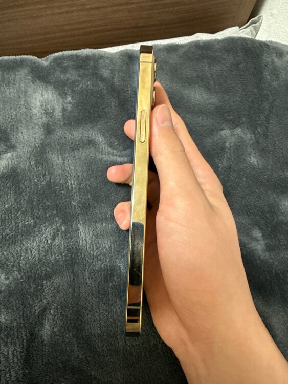 G0NF12L50D4G（スマホ）の商品画像 - 査定依頼日：2025年4月2日 - 最高査定価格：58,000円