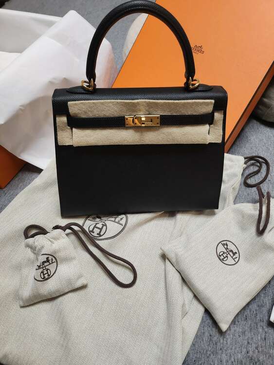 エルメス ケリー （ブランドバッグ）の商品画像 - 査定依頼日：2025年5月26日 - 最高査定価格：3,350,000円