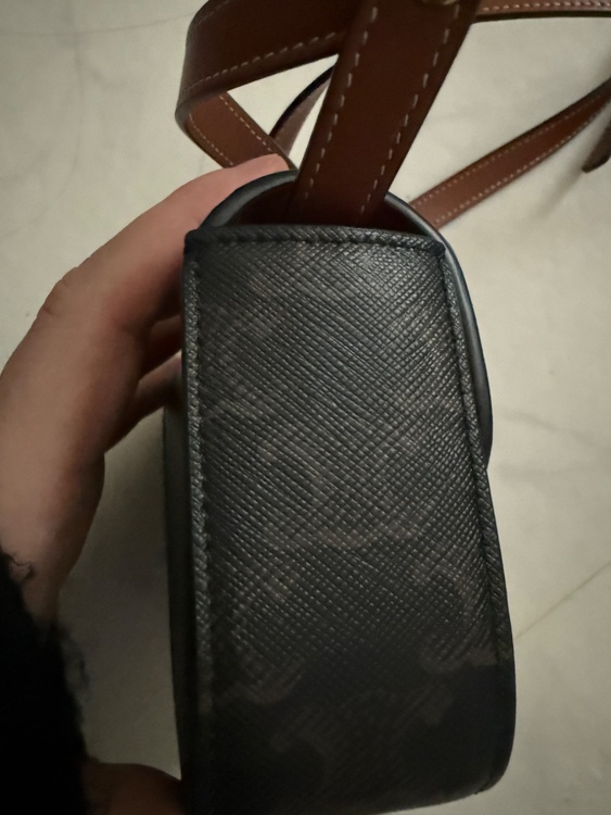 ミニクロード（ブランドバッグ）の商品画像 - 査定依頼日：2026年1月15日 - 最高査定価格：100,000円