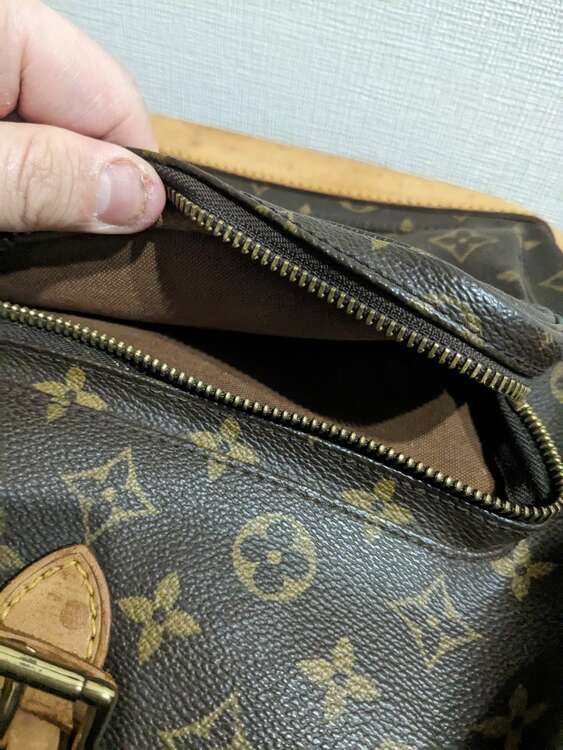 ルイヴィトン M51135 モンスリGM（ブランドバッグ）の商品画像 - 査定依頼日：2024年2月2日 - 最高査定価格：50,000円