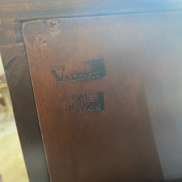 バロッサバレンティ　キュリオケース　鍵なし　開きます（家具・寝具）の商品画像 - 査定依頼日：2025年12月28日 - 最高査定価格：3,000円