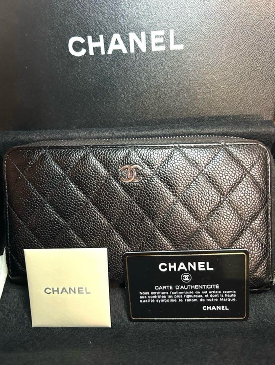 マトラッセキャビアスキン長財布（古着・ファッション）の商品画像 - 査定依頼日：2025年10月6日 - 最高査定価格：18,000円