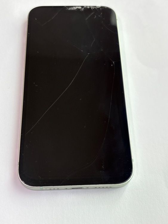 iPhone12 ミントグリーン（スマホ）の商品画像 - 査定依頼日：2026年4月16日 - 最高査定価格：17,000円