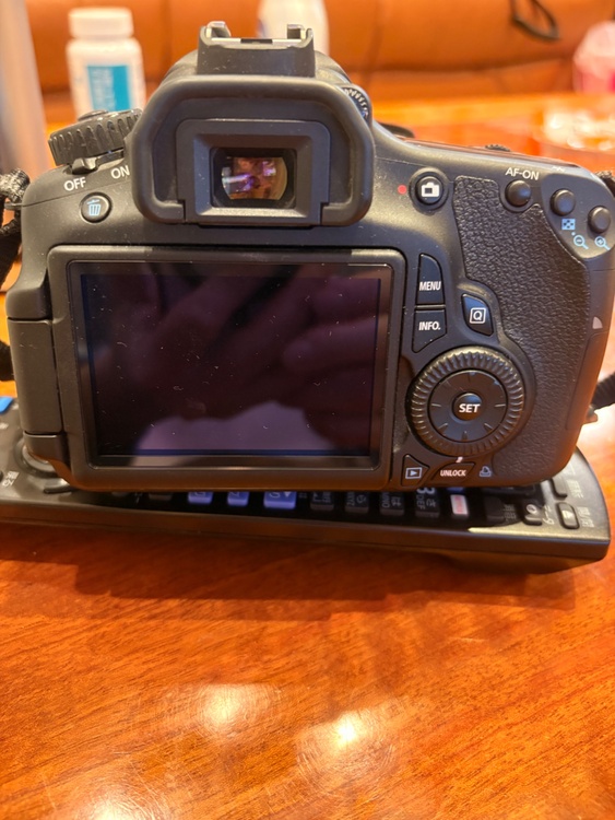 ＥＯＳ60Ｄ　レンズ:EFS18-135mm（カメラ）の商品画像 - 査定依頼日：2026年3月8日 - 最高査定価格：20,000円