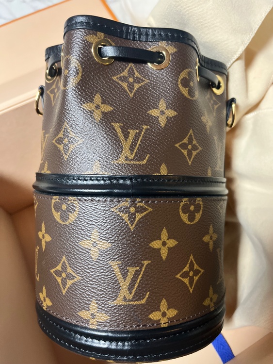 ルイヴィトン モノグラム （ブランドバッグ）の商品画像 - 査定依頼日：2026年2月3日 - 最高査定価格：350,000円