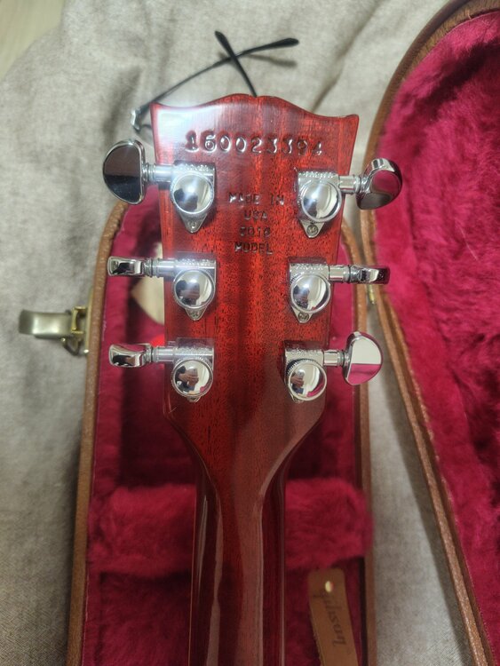 Gibson レスポール 2016T（ピアノ・楽器・PA機材）の商品画像 - 査定依頼日：2026年3月29日 - 最高査定価格：170,000円