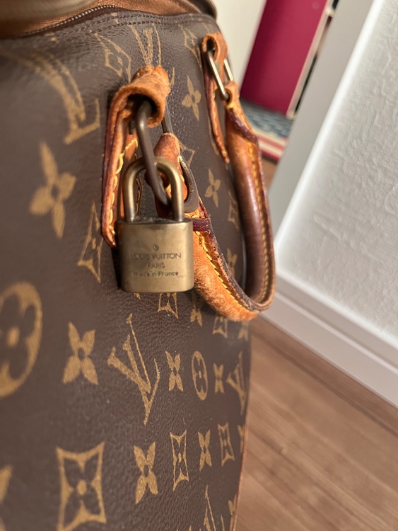 アルマ（ブランドバッグ）の商品画像 - 査定依頼日：2026年3月11日 - 最高査定価格：23,000円